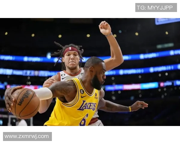 湖人对决掘金精彩回顾球星表现与战术分析全方位解读